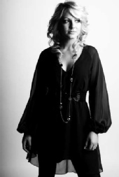 Annabel Pitt - black and white