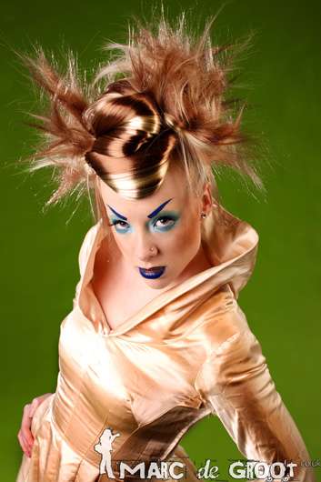 CarlyPeacock - MUA BEA SWEET