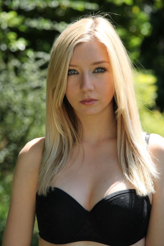 daisy scott - by david j green