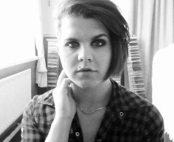 Lexxii-!! - Face.