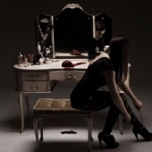 artists muse 3 - Album cover - Kyra