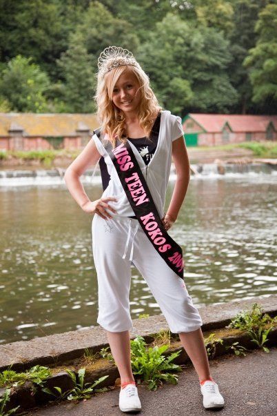 Skye Couture - Sophie Brown