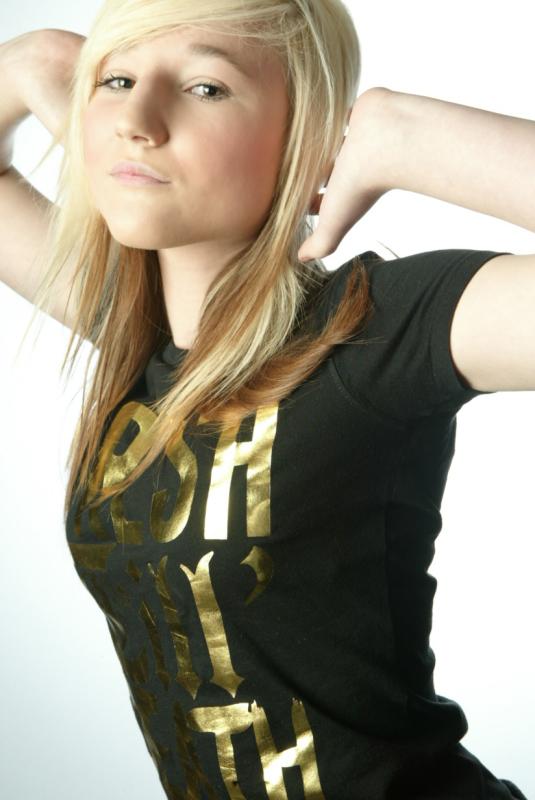 Alice Green - DropDead Clothing