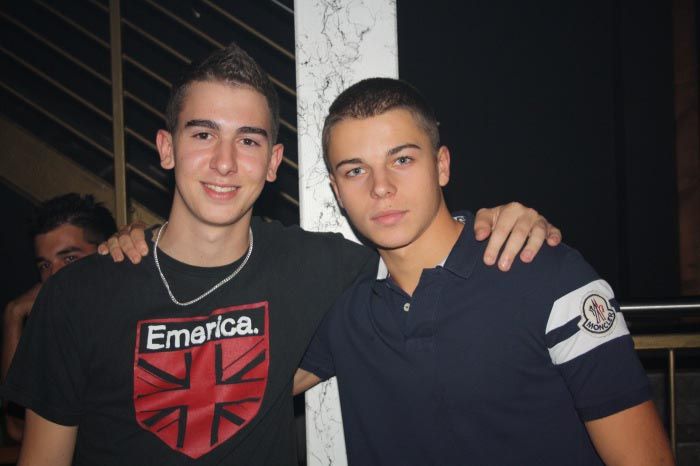 Tom - im the smaller one ;)