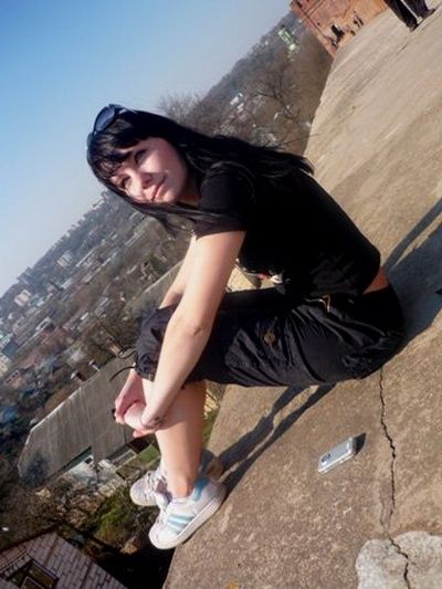 Aleksandra Gruzdova - Roof