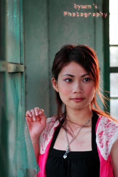 VibeHK - Hong Kong girl