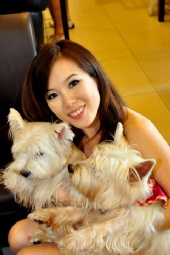 Glynis Tan