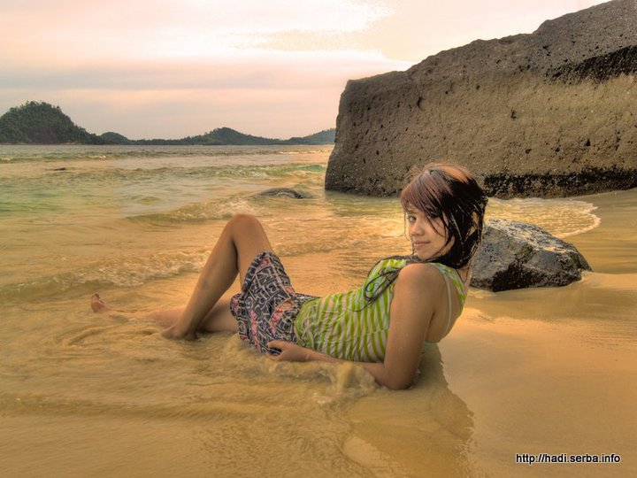ET Hadi Saputra - Dream of the Golden Girl