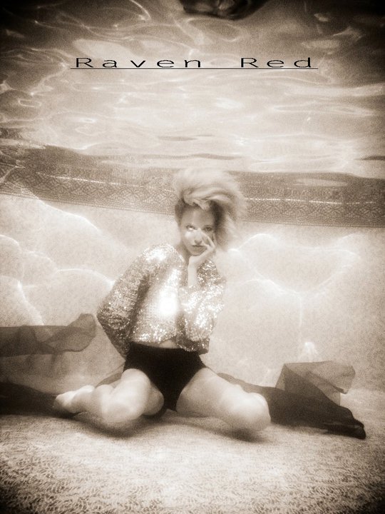 Raven Red Photography