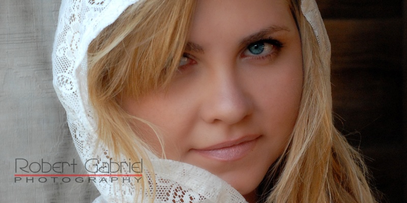 Robert Gabriel Photo