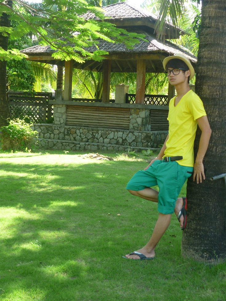 Thant Sin Aye - Lawn.......