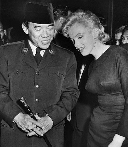 dono_casino - Bung Karno & Marilyn Monroe