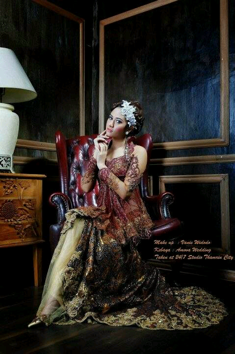 brum - Kebaya Merah