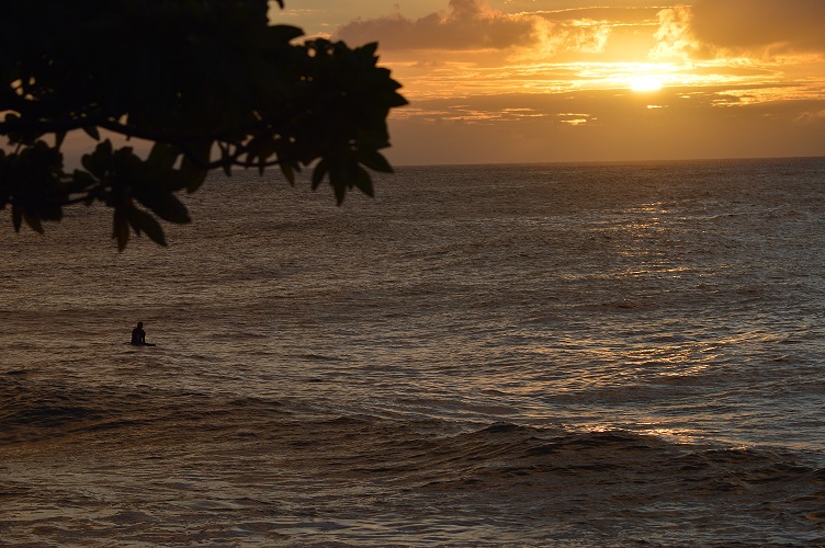 Jose - amazing sunset in Hawaii 