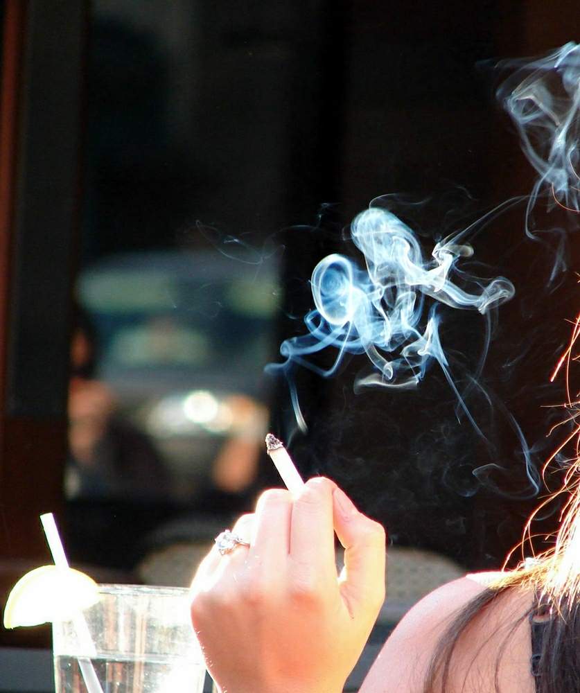 smoking for pleasure at school lounge<>